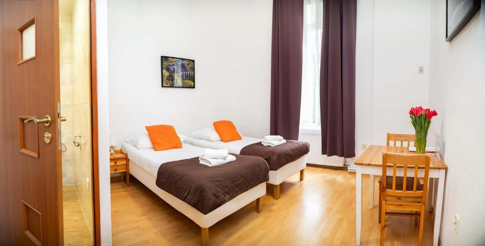 Aparthotel Station